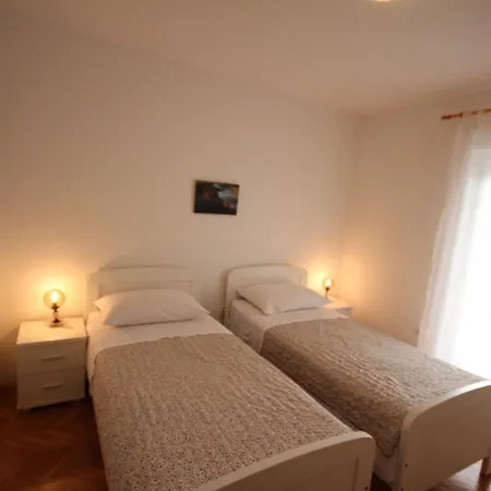 Apartment Antun