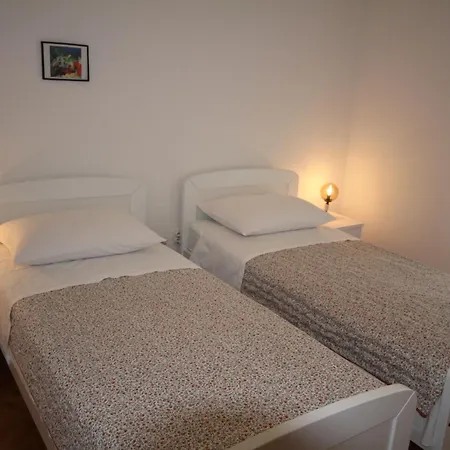 Antun Apartment *
