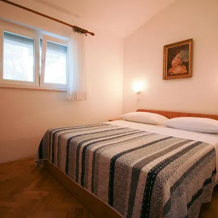 Apartment Antun